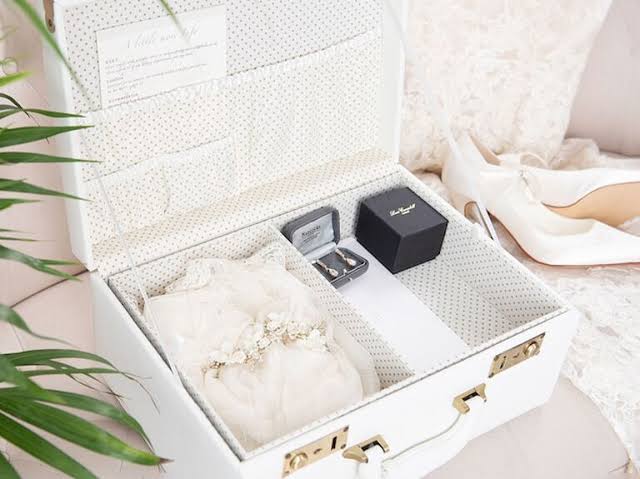 Unique Gift Ideas To Make Your Sister’s Wedding More Special For Her